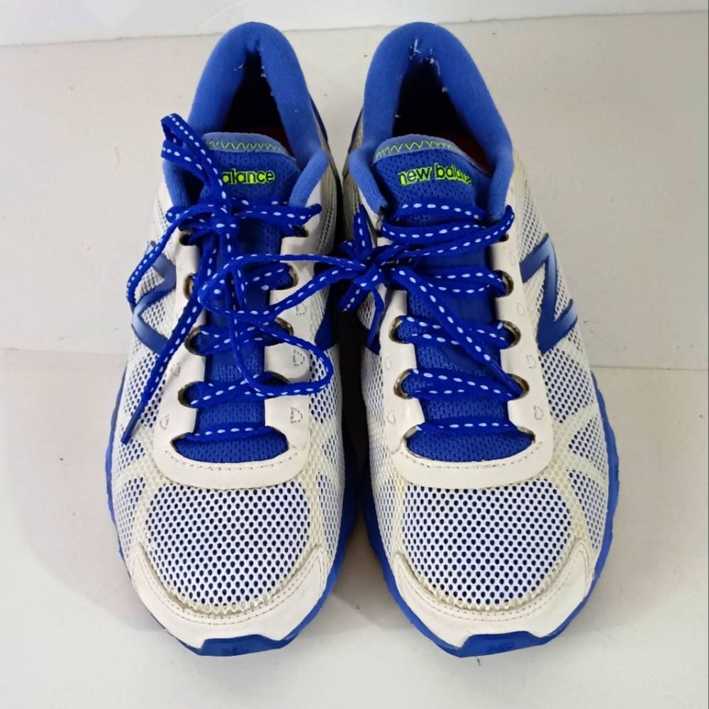 New Balance 822 Blue/White Cross Fit Training Shoes Women's Size 8 Model WX822BL